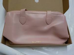 lot 206 image: Easy Travel Bag...