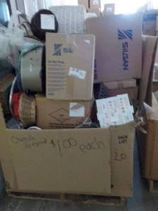 lot 262 image: Pallet of Unclaimed from previous a...