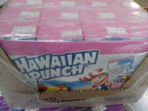 lot 266 image: 32 pack Hawaiian Punch...