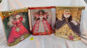 lot 280 image: THREE HOLIDAY BARBIES SPECIAL EDITIONS
