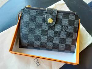 Black Wallet/Card Holder/Coin Purse
