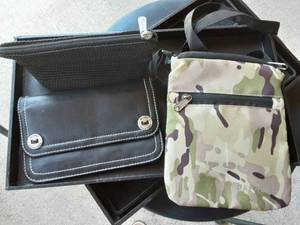 lot 33 image: Genuine Leather Wallet (Mundi), The Sak Pouch, Camo Cross Body Bag