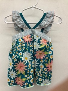 lot 16 image: Matilda Jane size 2 tank top