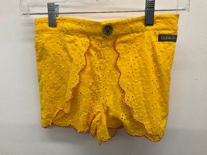 lot 81 image: Matilda Jane Size 8 Yellow Eyelet Shorts