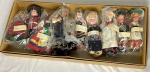 lot 40 image: Vintage Lot of Nine Plastic Around the World Dolls - Includes France, England,Norway,  Italy, Nomad, Holad, Norway, Scottland, and Austria