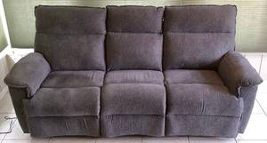 lot 22 image: Gray Fabric LazyBoy Electric Recliner with Adjustable Headrest and Lombar Support - Has Removeable Remote