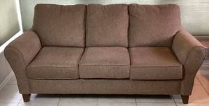 lot 33 image: England Furniture Co. Tan Fabric Couch -(Match Set to Lot 34) -  Like New Condition - 37H x 38D x 79W