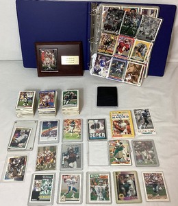 lot 111 image: Large Collection of Football Trading Cards from the 90s