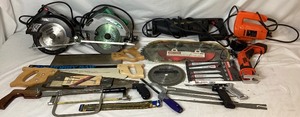 lot 114 image: Large Saw Bundle