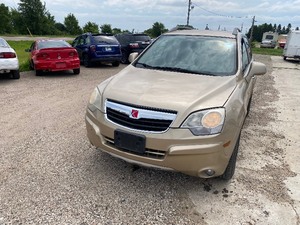 lot 10 image: 2008 Saturn Vue AWD