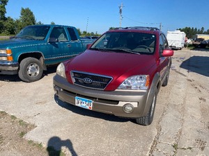 lot 6 image: 2003 Kia Sorento 4WD