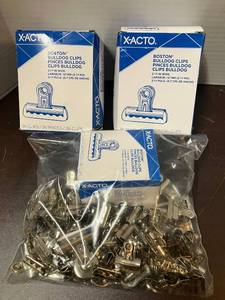lot 54 image: Boston Bulldog Clips