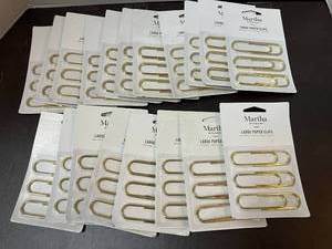 lot 47 image: Jumbo Gold Paper Clips