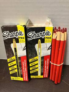 lot 148 image: Sharpie Grease Pencils