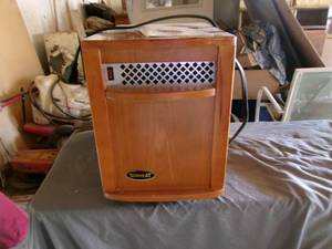 lot 25 image: SunHeat Electric Heater