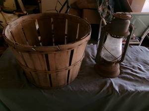 lot 26 image: Wood Bushel Basket & Embury Kerosene Lantern