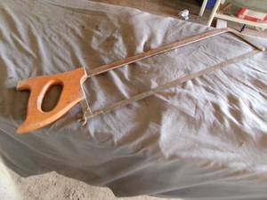 lot 29 image: Handheld Meat Saw