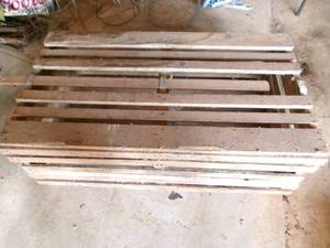 lot 35 image: Vintage Wooden Chicken Crate