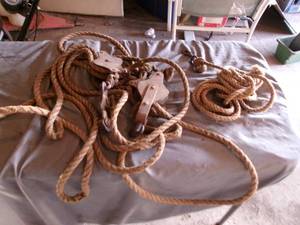 lot 40 image: Rope Block & Tackle