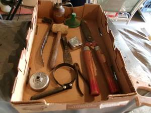 lot 43 image: Box of Misc Handsaw, Hedge Clipper & Misc