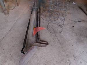 lot 52 image: Misc Trench Shovel, Live Trap & Misc