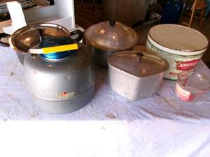 lot 70 image: Vintage Housewares All American Thermos, Triangular Pot & Misc