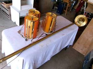 lot 73 image: Vintage Expanding 3 Lamp Light Fixture