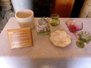 lot 79 image: Home Decor Red Carnival Glass, Green Glass & Misc