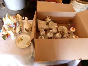 lot 87 image: Home Decor Bells, Figurines, & Knick Knacks