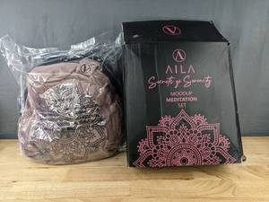 lot 59 image: Brand New Aila Premium Meditation Cushion Set with Buckwheat Filling $45.99 Retail