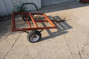 lot 11 image: ATVGarden Tractor 4 Utility Trailer