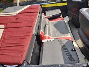 1990 Stratos 270FS 17'10" w/ Evinrude 140HP