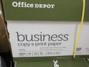 lot 5 image: Boise X9 White 5000 Sheets 8.5 x 11...
