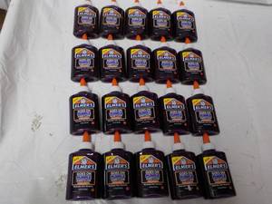 lot 109 image: 20 Elmers 4 oz School Glue...