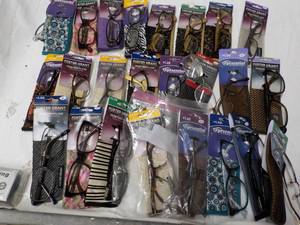 lot 118 image: 24 pair Reading Glasses - various s...
