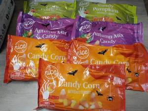 lot 159 image: 7 Bags 12 oz Variety Autumn Mix Can...
