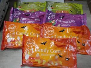 lot 161 image: 7 Bags 12 oz Variety Autumn Mix Can...