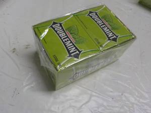 lot 206 image: 150 Sticks Double Mint Gum...