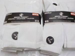 lot 173 image: 12 pair Wear Proof size 10-13 White...