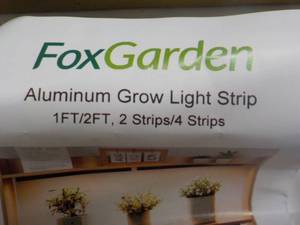 lot 193 image: Fox Garden Aluminum Grow Light Stri...