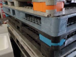 lot 255 image: 3 Heavy Duty Plastic Pallets...