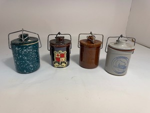 lot 28 image: Vintage Mini Crocks