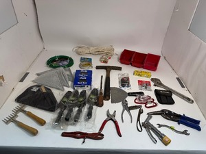 lot 36 image: New & Used Tools & Garage Items