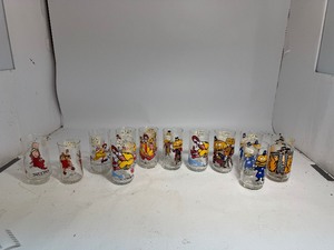 lot 52 image: McDonalds Collector Series Glasses
