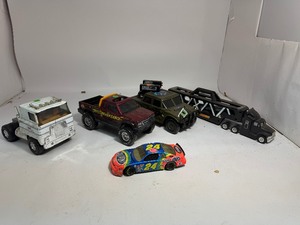 lot 61 image: Lot of Large Toy Cars