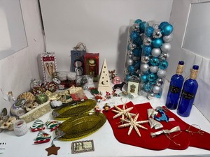 lot 65 image: Huge Lot of Christmas