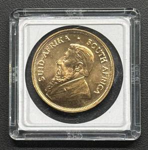 lot 17 image: 1975 South African Gold Krugerrand in Protective Case