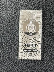 lot 177 image: 2023 1 Oz Silver Bar - 999 Fine Silver