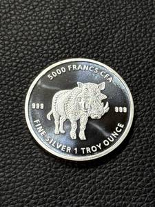 lot 204 image: 2021 Republic of Chad 5000 Francs CFA Fine Silver 1 Troy Ounce Coin