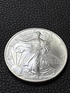 lot 212 image: 2004 American Silver Eagle One-Ounce Bullion Coin